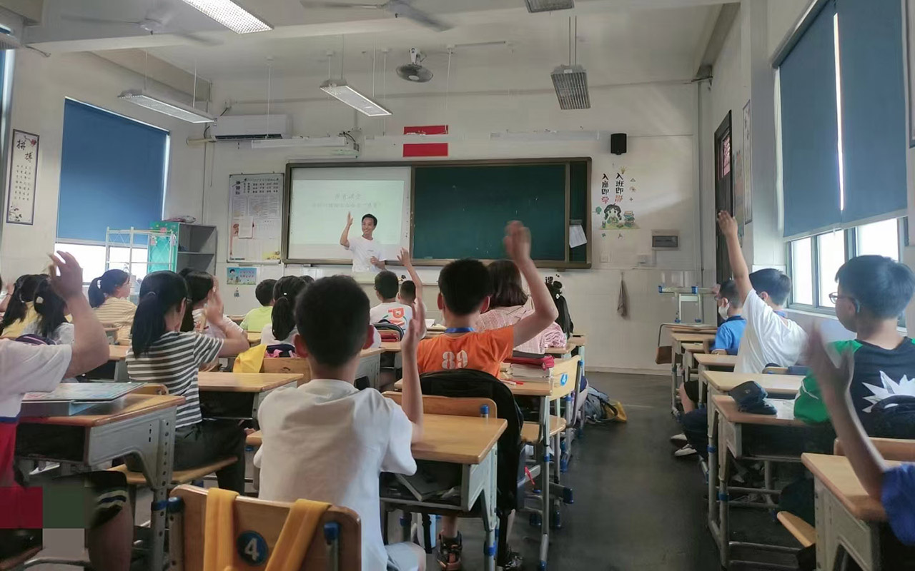 罗定冯家小学
